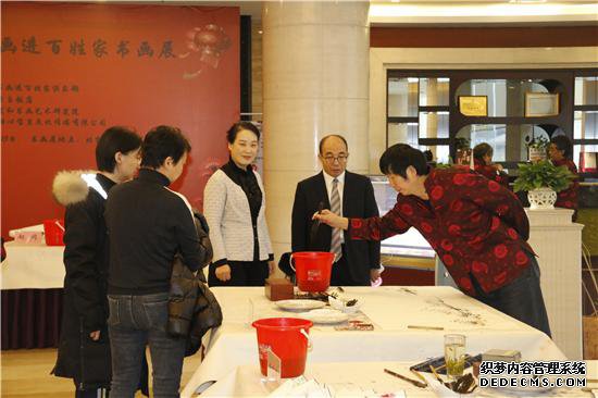 第十九期国粹书画进百姓家书画展在北京紫玉饭店举行