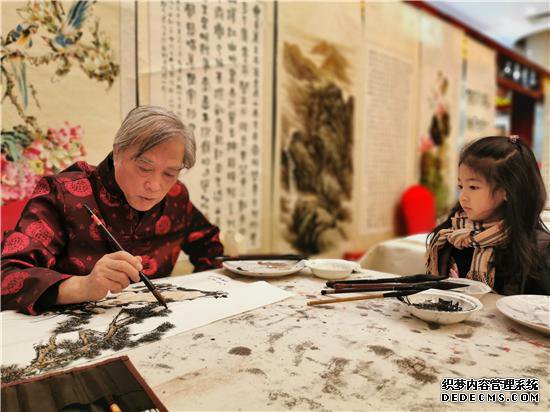 第十九期国粹书画进百姓家书画展在北京紫玉饭店举行