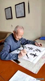 张伯荣新著《中国书法笔力分析精要》和《艺石故事集》出版发行